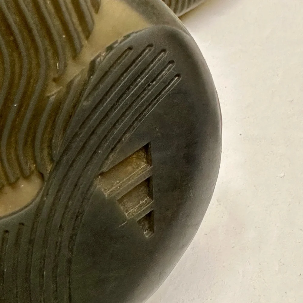 YEEZY BOOST‎ 380 